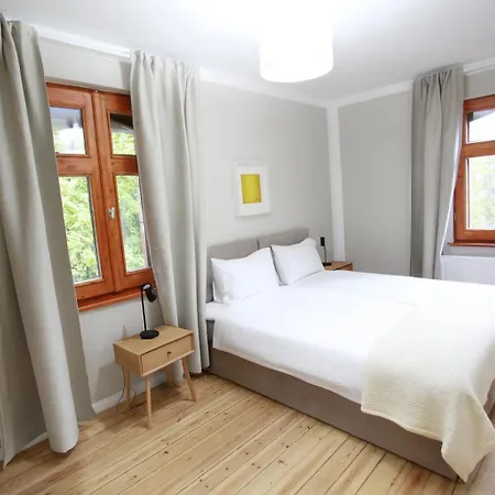 Alter Bahnhof Stoetteritz Apartmán *